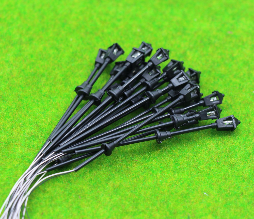 LNH32 20pcs Model Railway Lamppost lamps Street Lights HO OO TT Scale