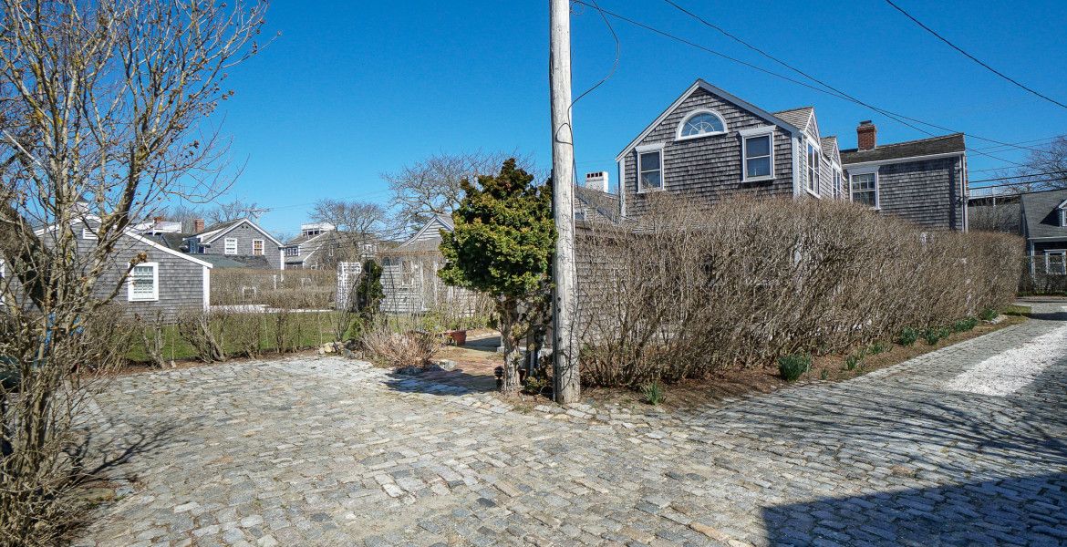 Cliff 36 Cliff Road Fisher Real Estate Nantucket