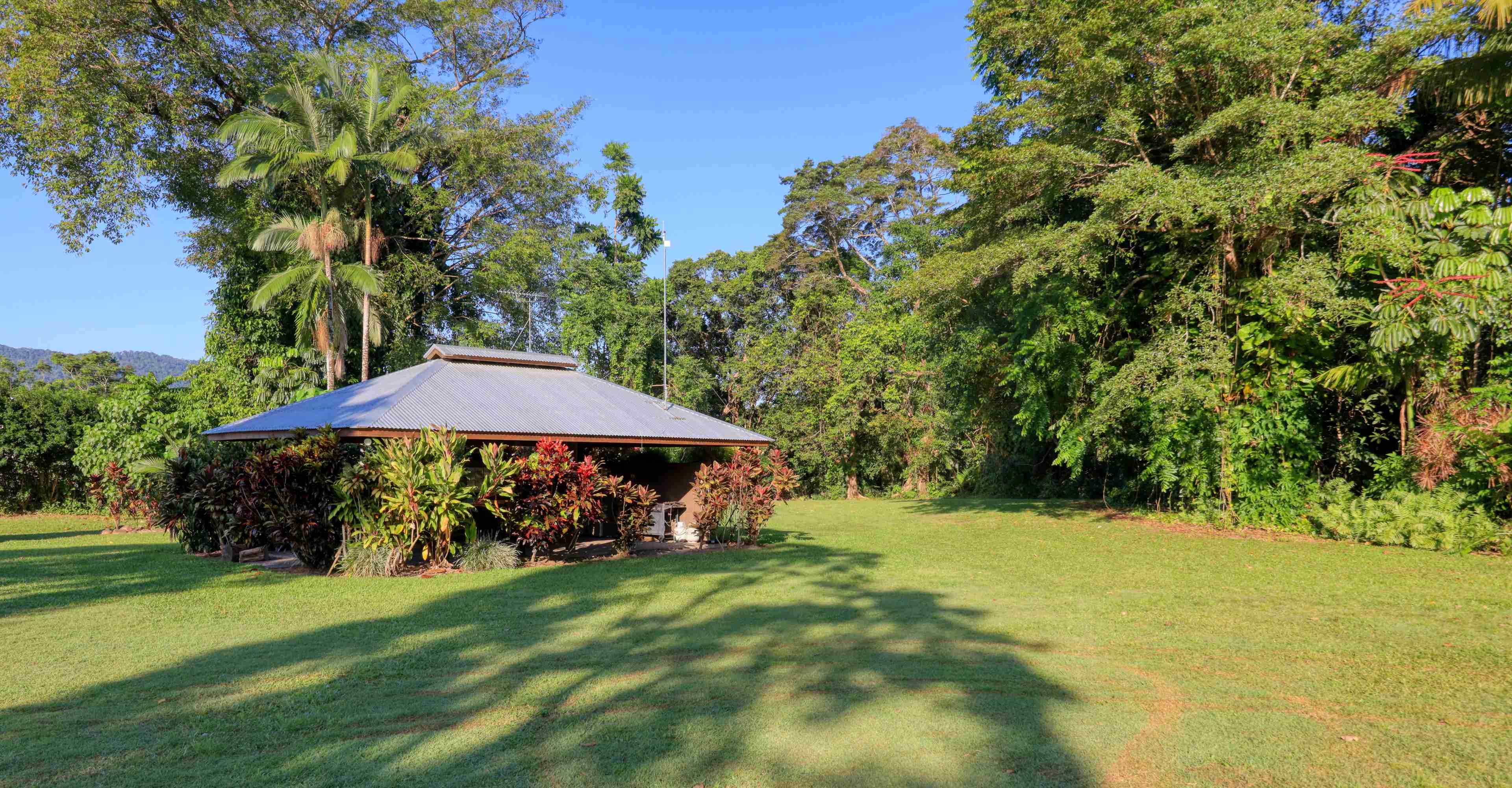Fishery Falls Caravan Park Cairns