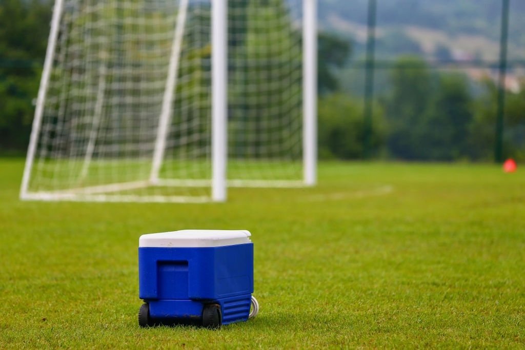 7 Best Wheeled Coolers For Fishing Reviews