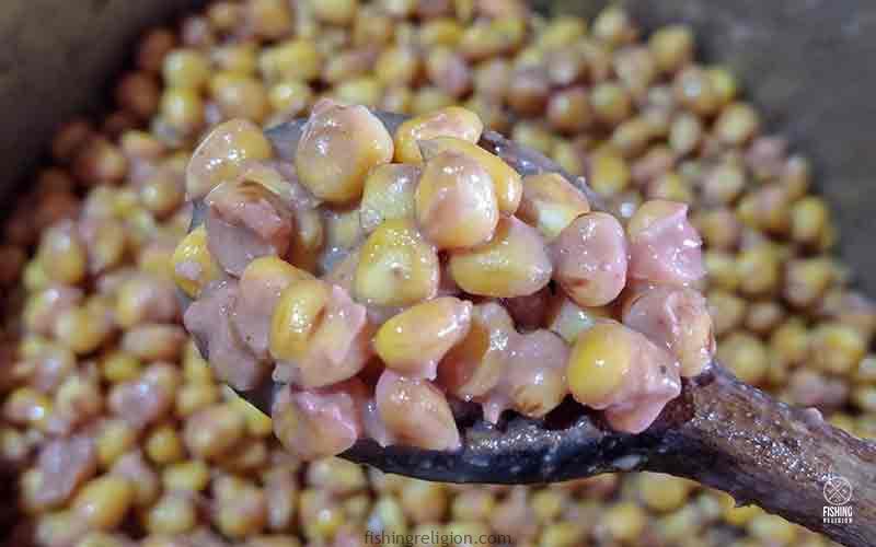 How to cook Chocolate Corn / Maize for fishing I Old School Carp Bait I
