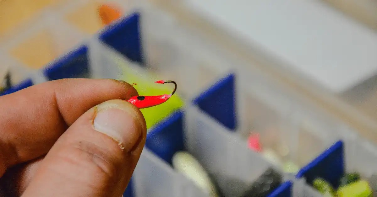 Mastering Ice Fishing Jigging Techniques A Comprehensive Guide