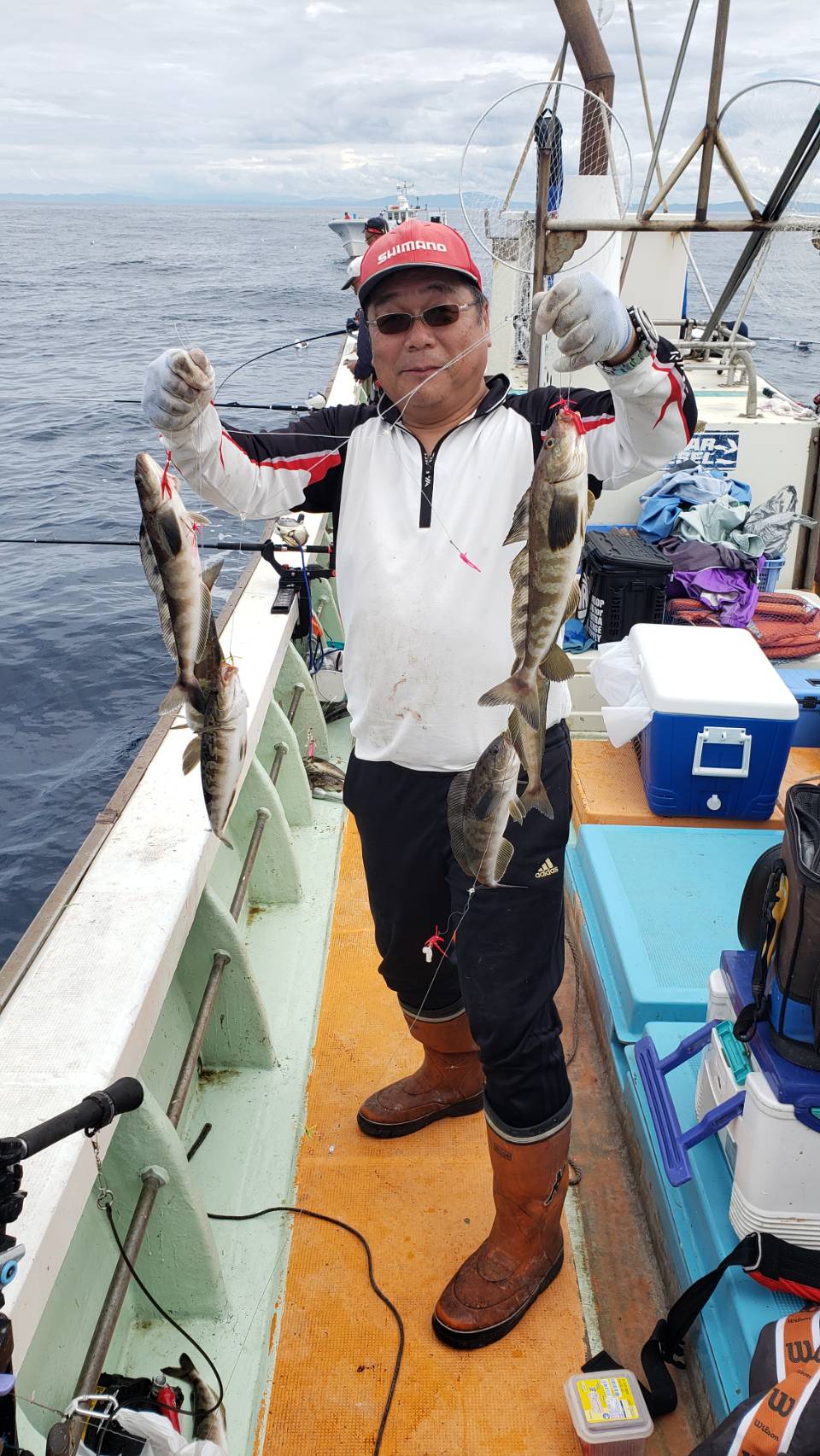 留萌遊漁船紀宝丸さんより沖五目釣り情報いただきました！ FISHLAND