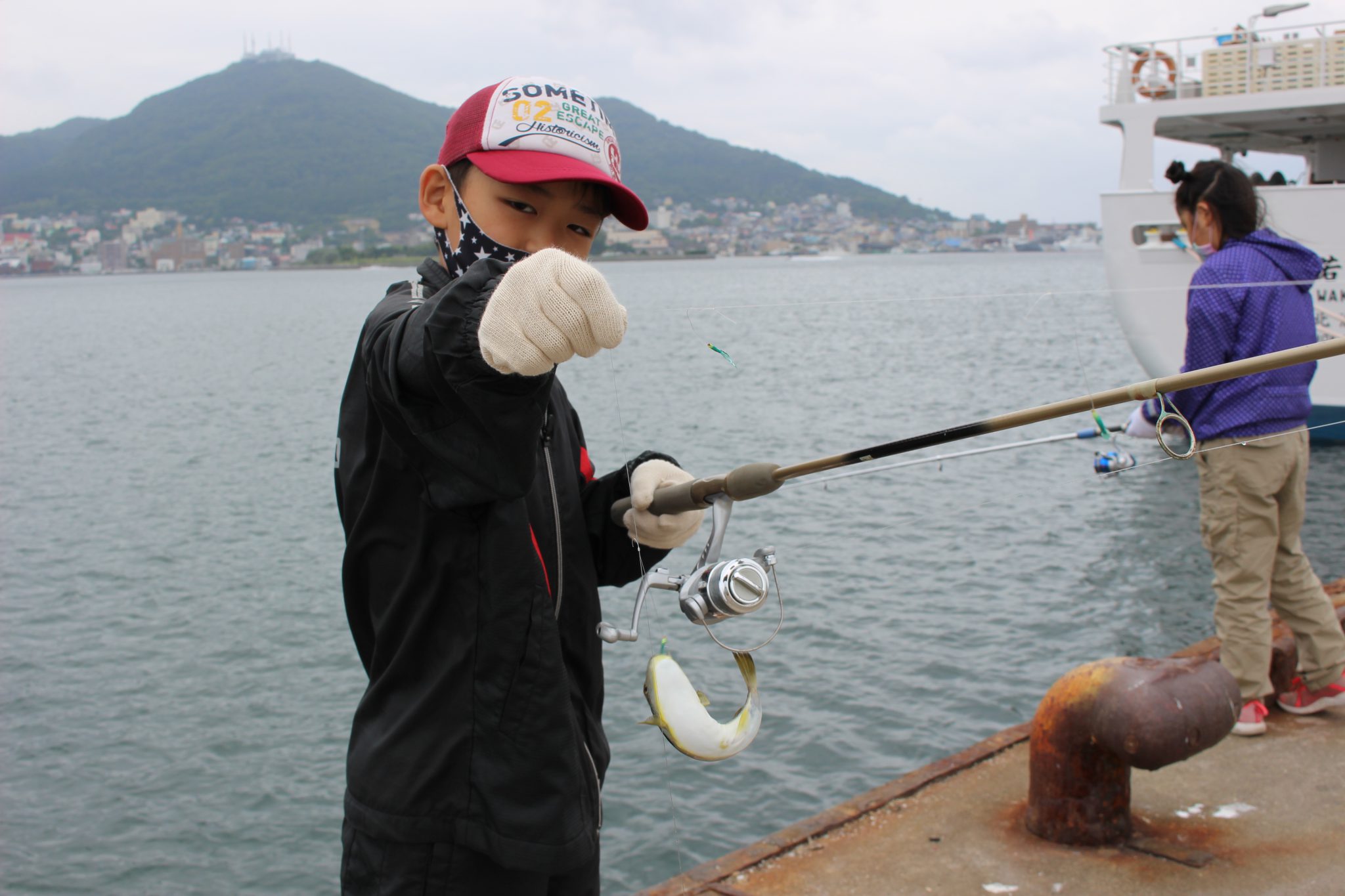函館港内サビキ釣り情報 FISHLAND