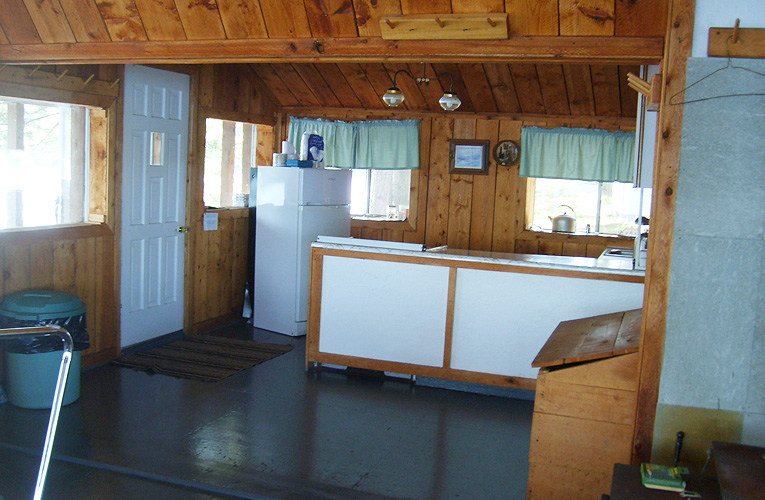 Bryson Lake Lodge Quebec Fishing Lodge