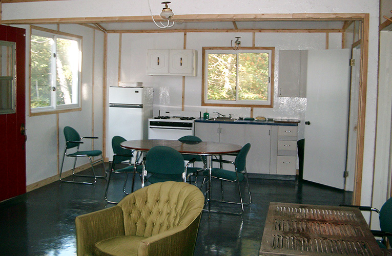 Bryson Lake Lodge Quebec Fishing Lodge