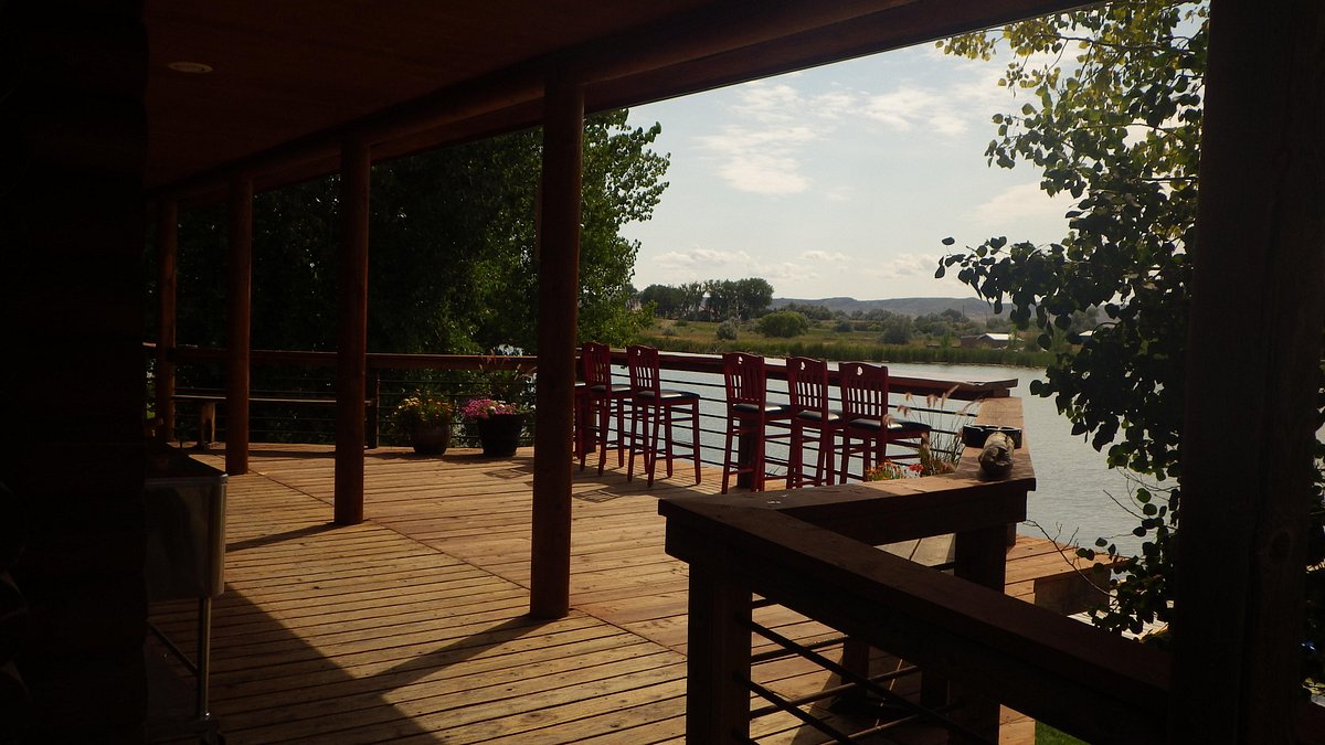 Bighorn River Lodge Montana Fishing Lodge