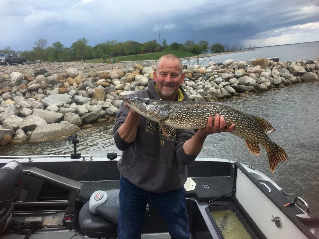 Devils Lake ND Fishing Guides