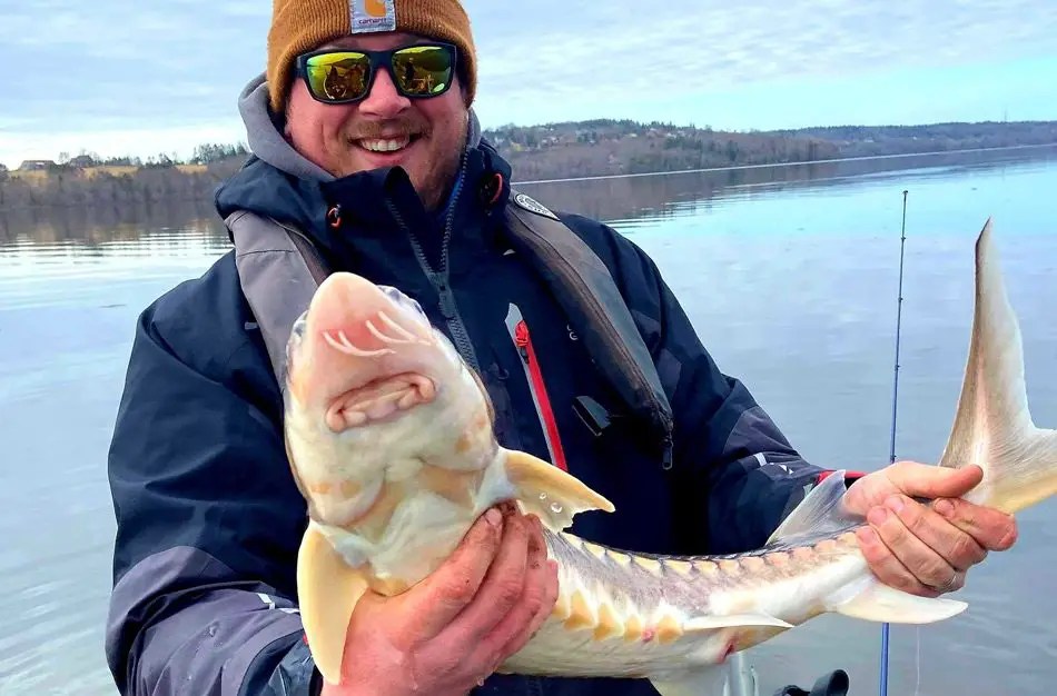 Dinosaur Fishing in New Brunswick Fish'n Canada