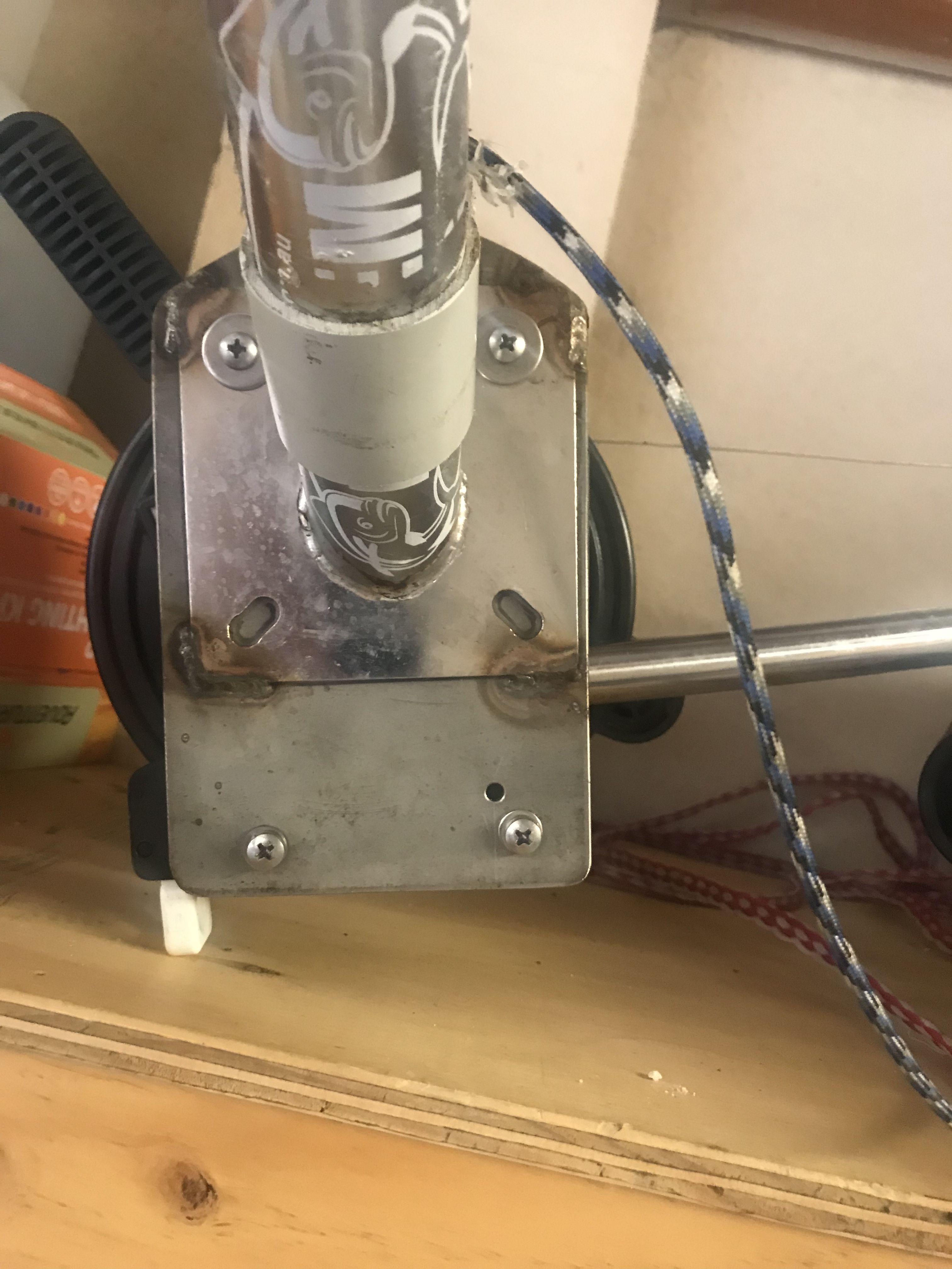 Installing a Downrigger Boating Fishraider