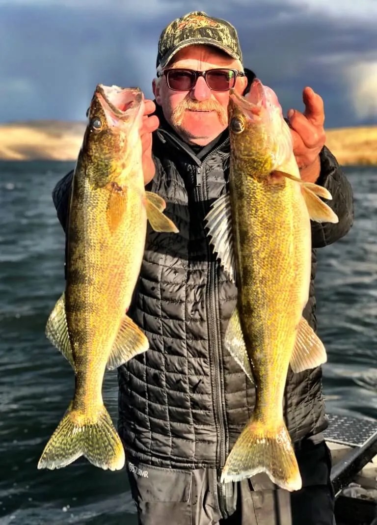 Spring Time Walleye Fishing on the Columbia River