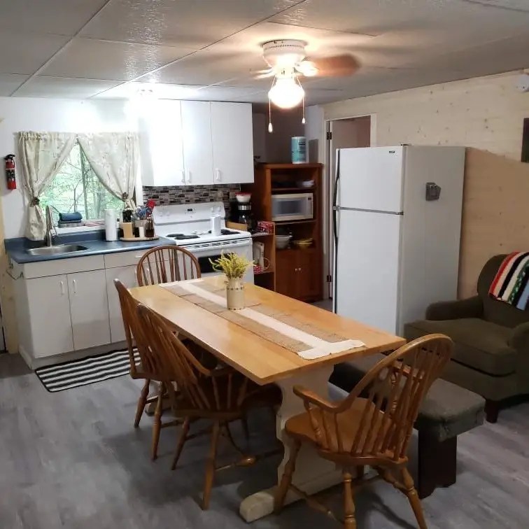 Cabin 4 Noelville Cottages for rent