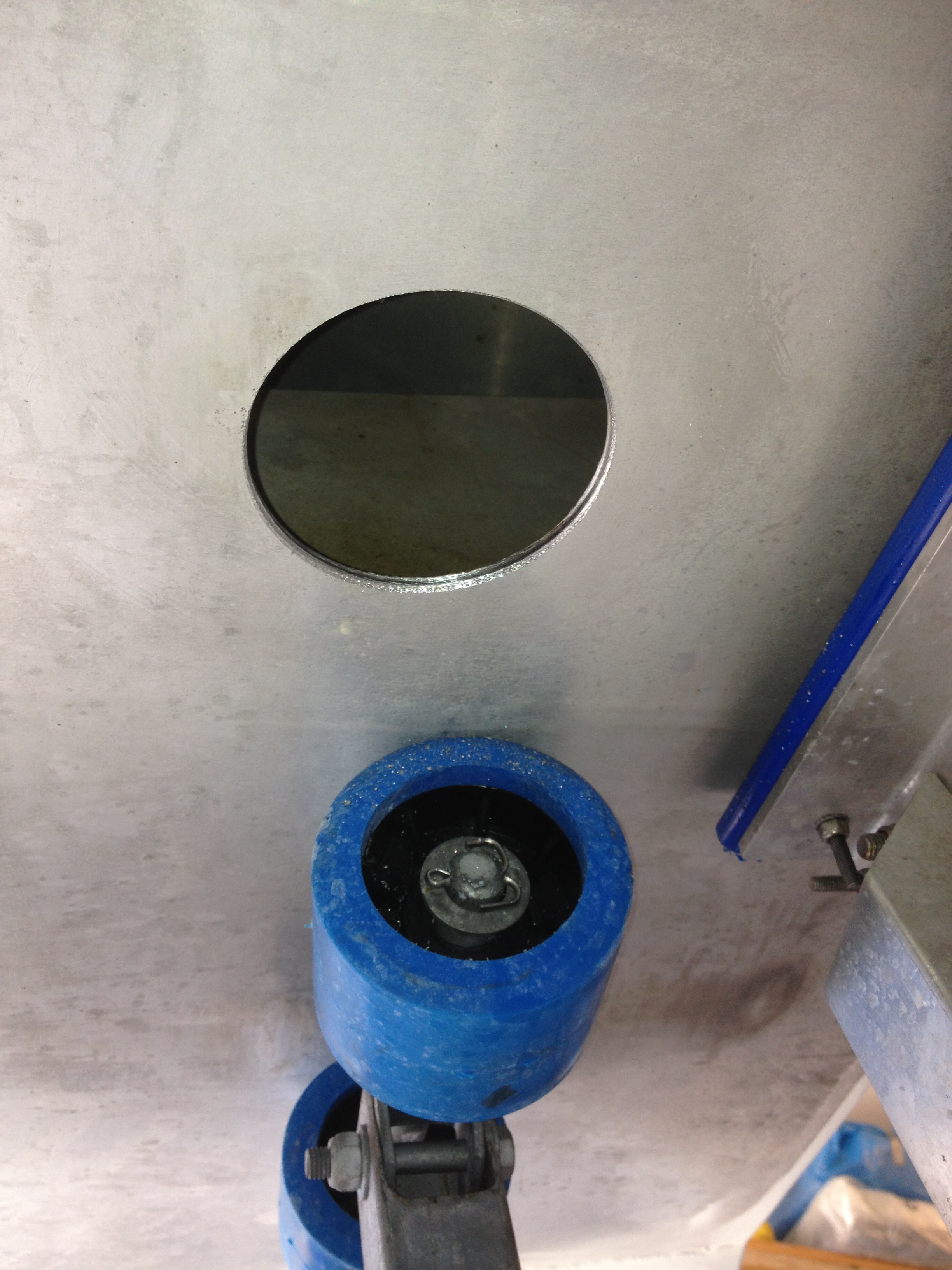 Installing Airmar Ss264 50Khz And 200Khz 1Kw Thru Hull Transducers | Fishing - Fishwrecked.com - Fishing Wa. Fishing Photos & Videos