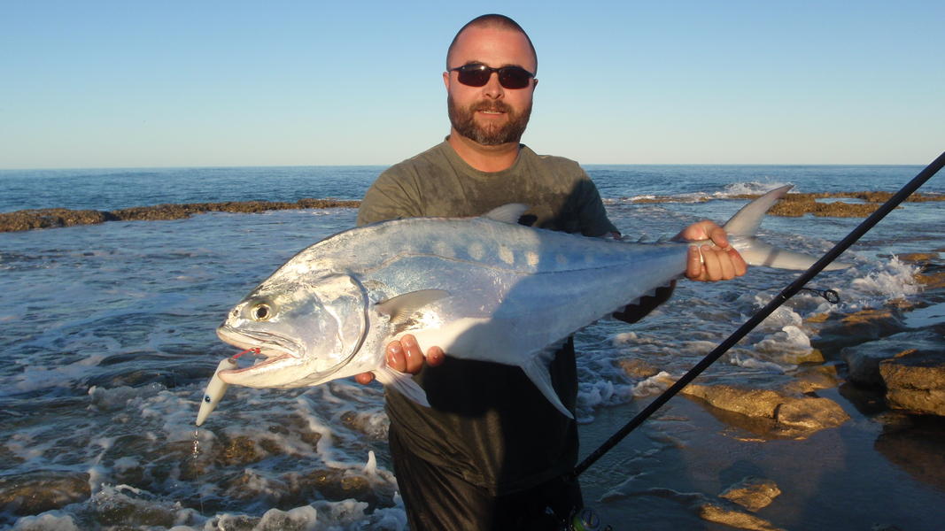 Exmouth landbased Queen fish Fishing Fishing WA. Fishing Photos & Videos