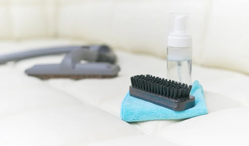 How to Clean a Leather Couch The Ultimate Care Guide Fit My Sofa