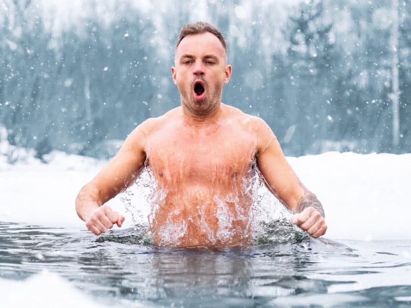 What You Need To Know About Ice Baths For Chronic Back Pain Relief