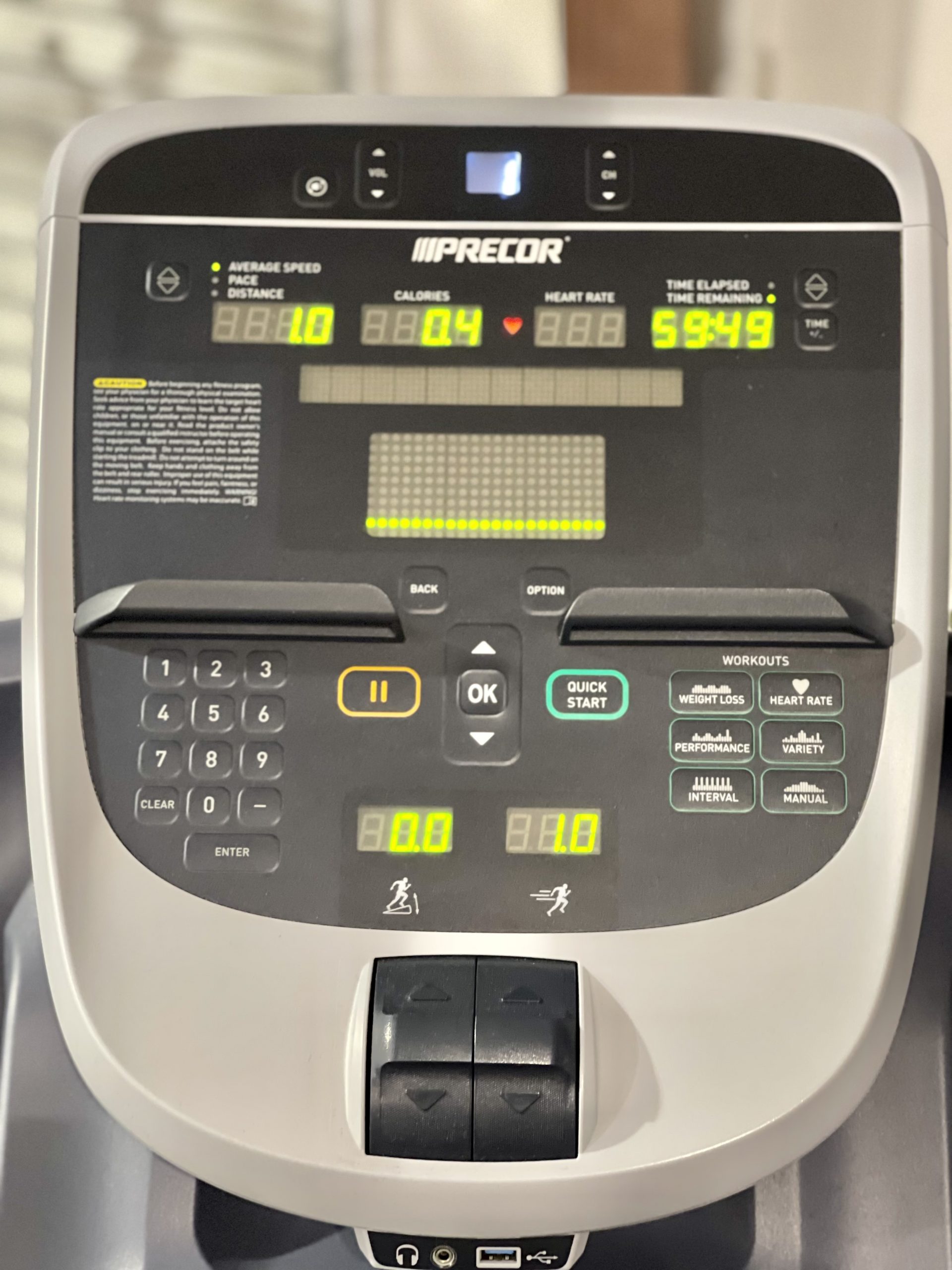 Precor TRM 835 V2 Treadmill w/P30 Console *Refurbished* FREE SHIPPING