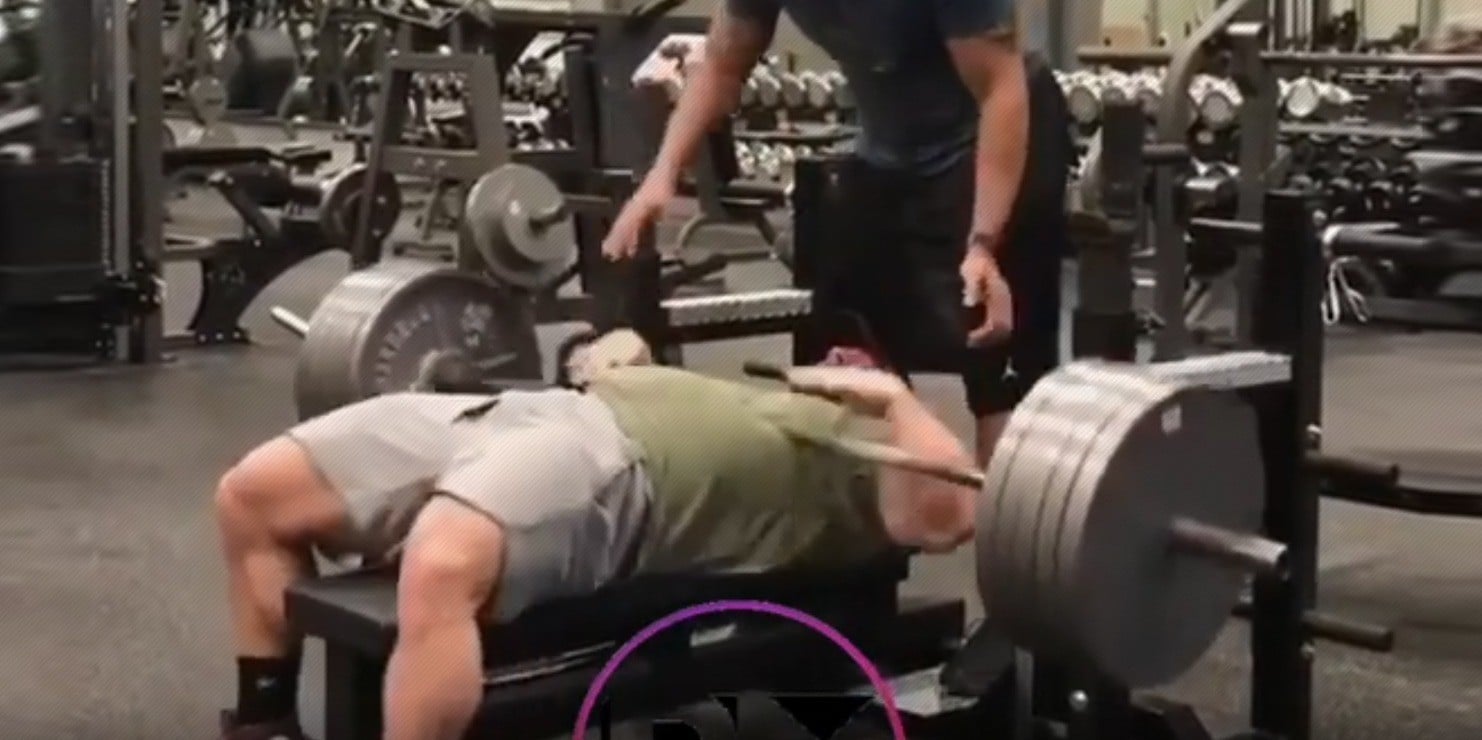 Video Now, That's Got To Hurt! Disturbing Moment Weightlifter Dropped Barbell On His Chest
