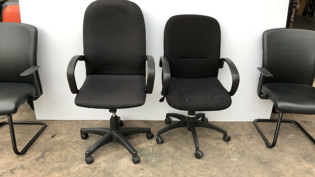 How to Dispose of an Office Chair? 4+ Best Methods