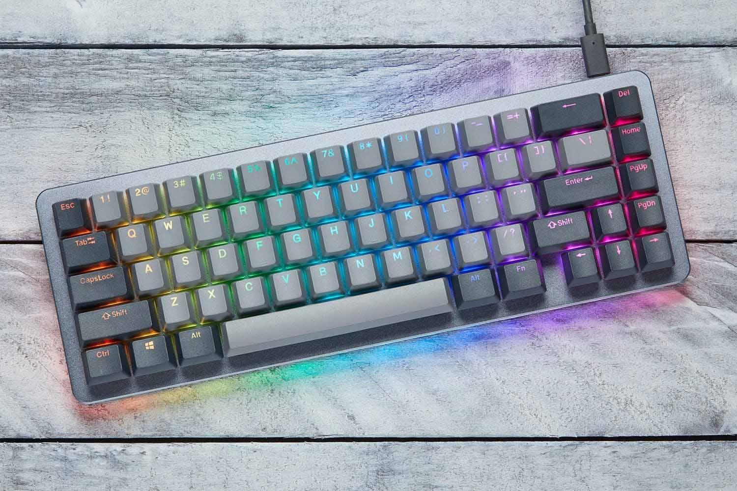 How Many Switches In a 65 Keyboard? Complete Guides 2024