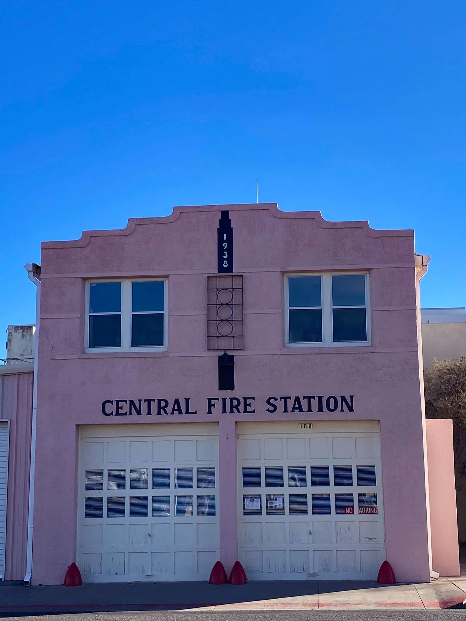 The Peacefully Strange Town in Western Texas of Marfa