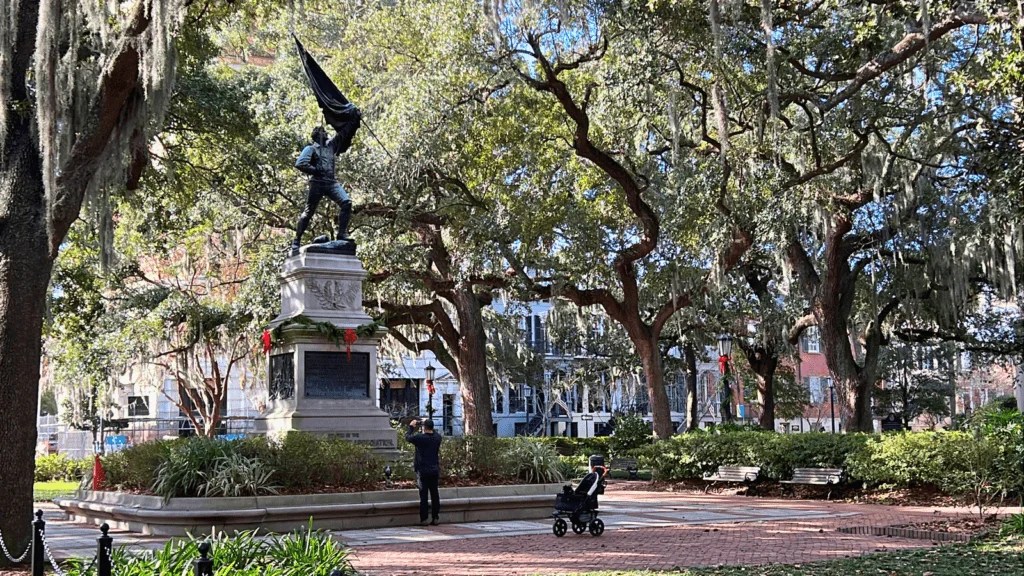Discover the Heart of Savannah An Exploration of the City's Historic