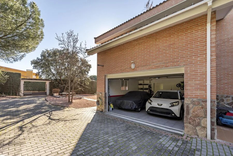 Garage Conversion Cost in UK 2024