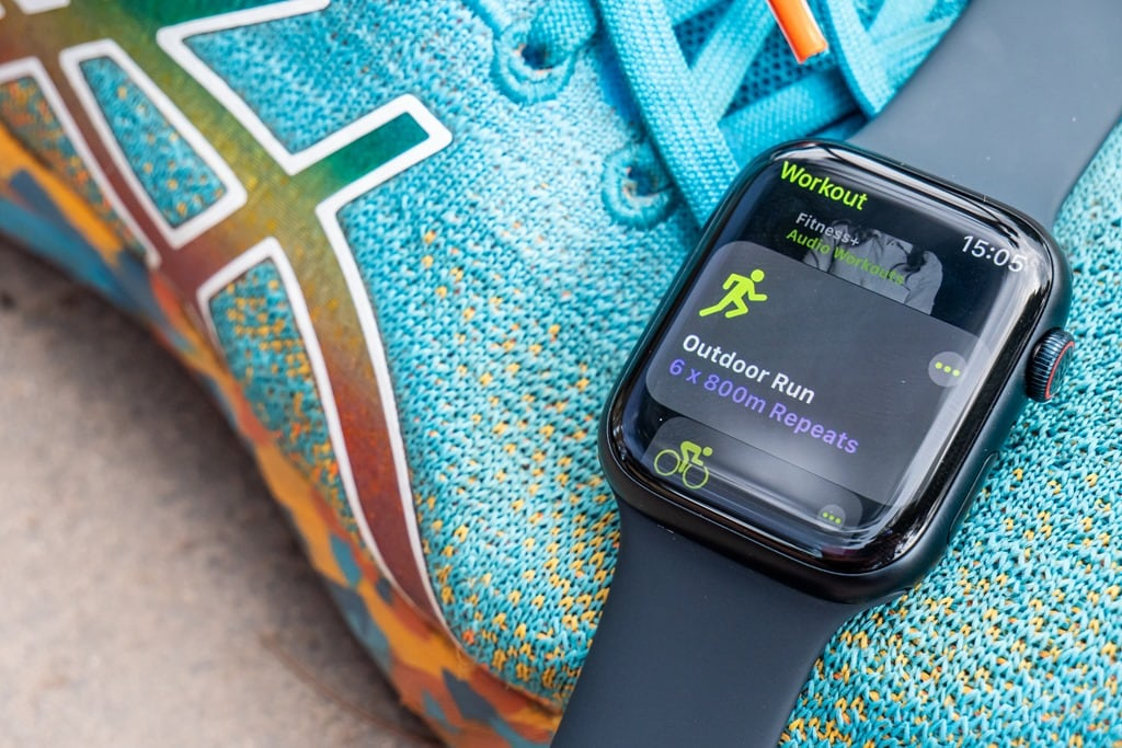 Top 10 Fitness Watches for Walking, Running, and Cycling Fitwins