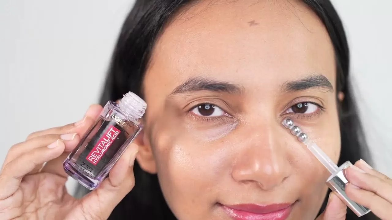 Fresher Looking Eyes in Just 2 Weeks! Loreal Paris Hyaluronic Acid Eye Serum Review FIVE FEET FIVE