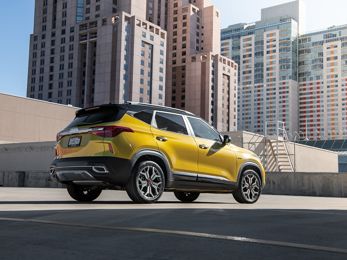 Kia Accessories Department at McGrath Kia of Highland Park