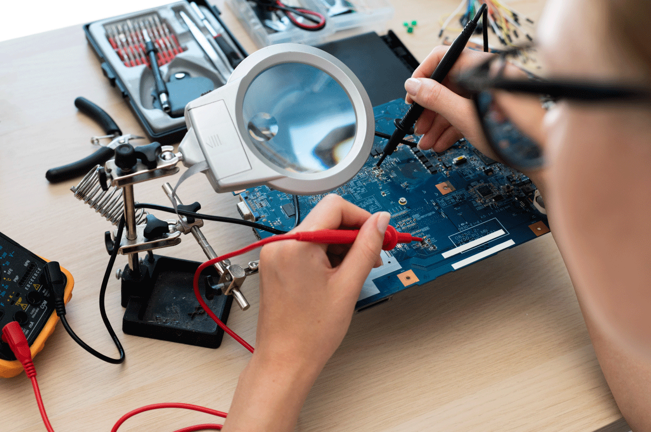 Mastering Smart TV Glitches A DIY Repair Guide and FIXEM's TechSavvy