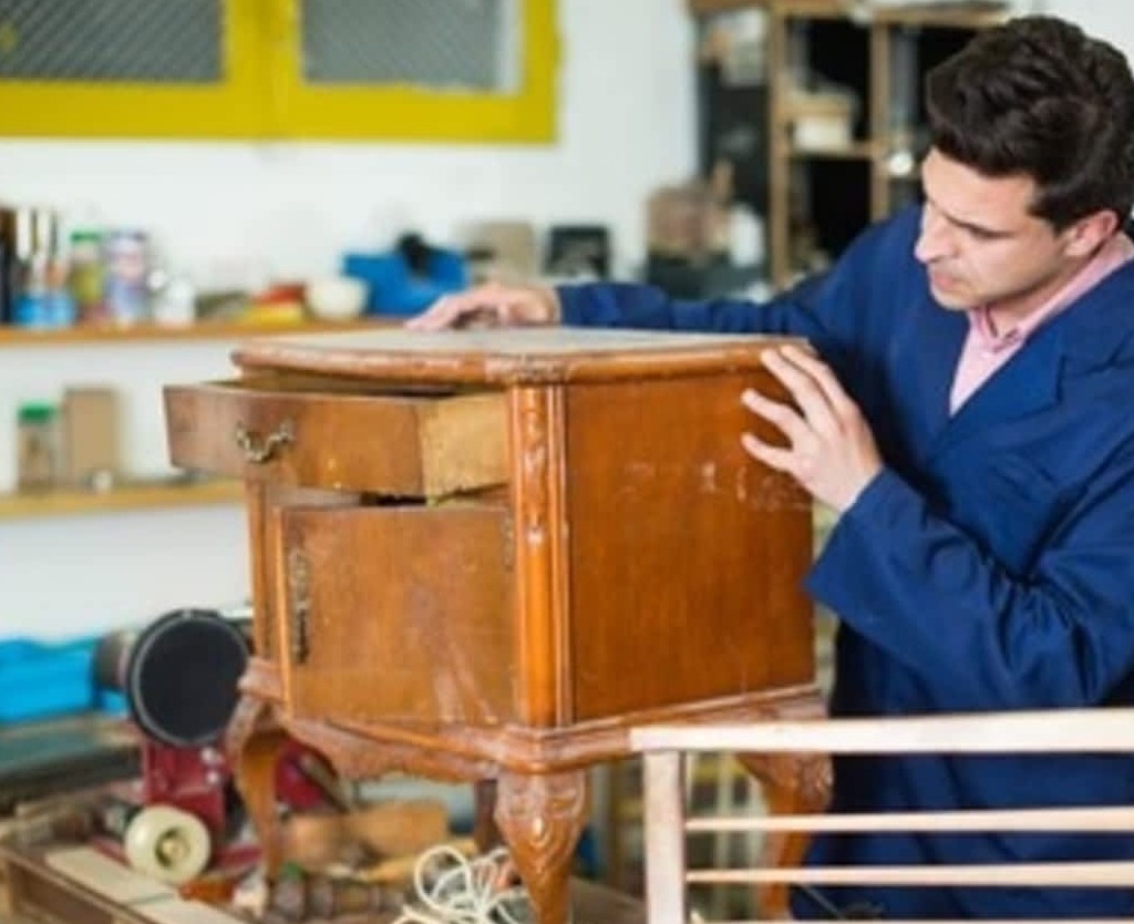 Furniture Repair Dubai Expert Repairing Services 1 Shop