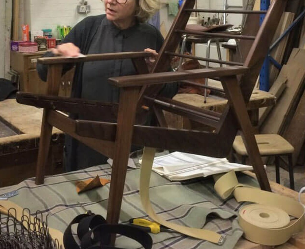 Furniture Repair Dubai Expert Repairing Services 1 Shop