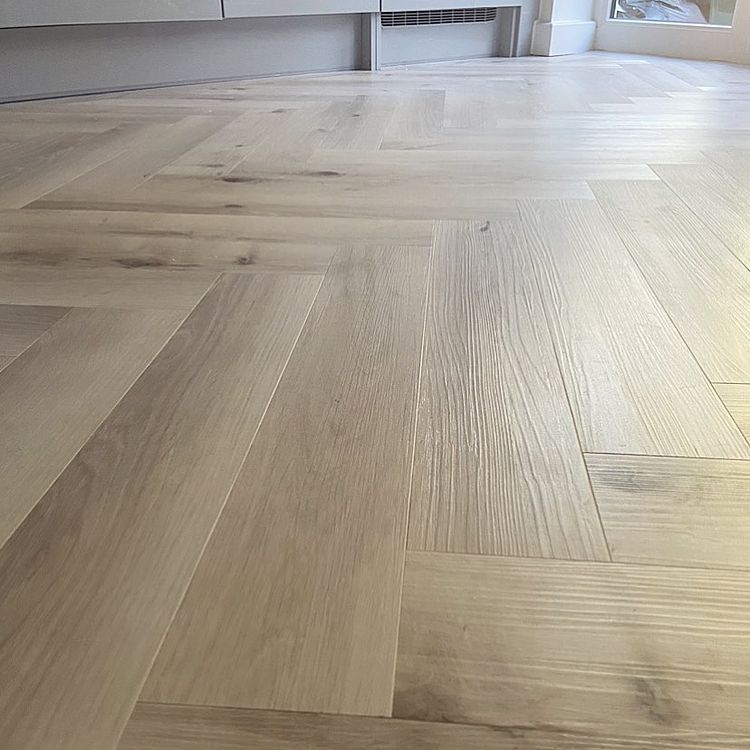 LVT Flooring Dubai Buy No.1 LVT Floor At Cheap Price 2021