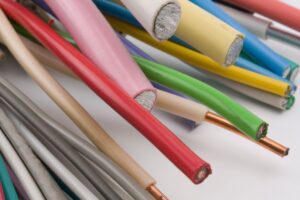 70 Amp Wire Size: Charts, Gauge, Breakers (120,240 & 480 V) » Fix It Wired