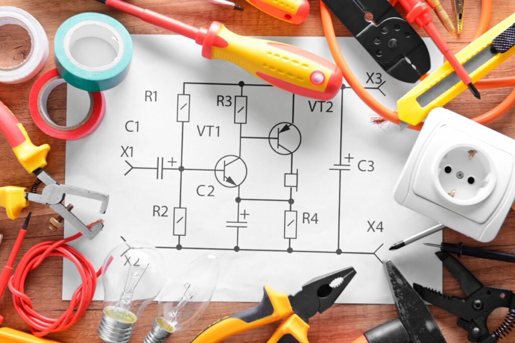How Many Lights And Outlets On A 15 AMP Circuit? » Fix It Wired