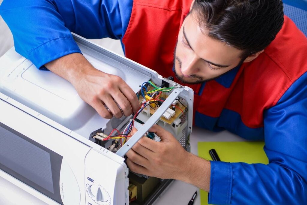 4 Reasons Your Microwave Turns On When Door Opens (+Fix) » Fix It Wired