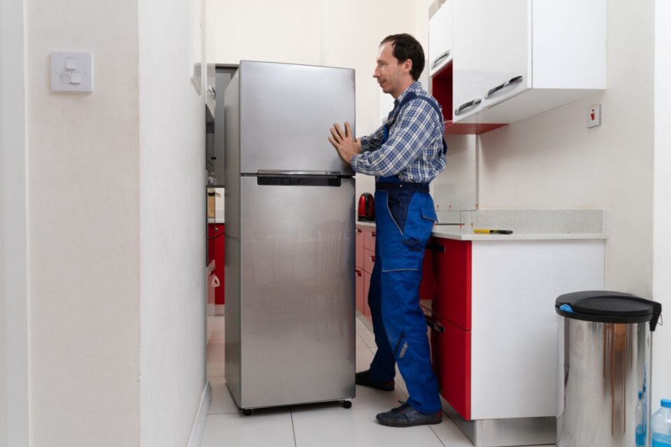 How Long Should You Wait To Turn On A Fridge After Moving It? » Fix It Wired