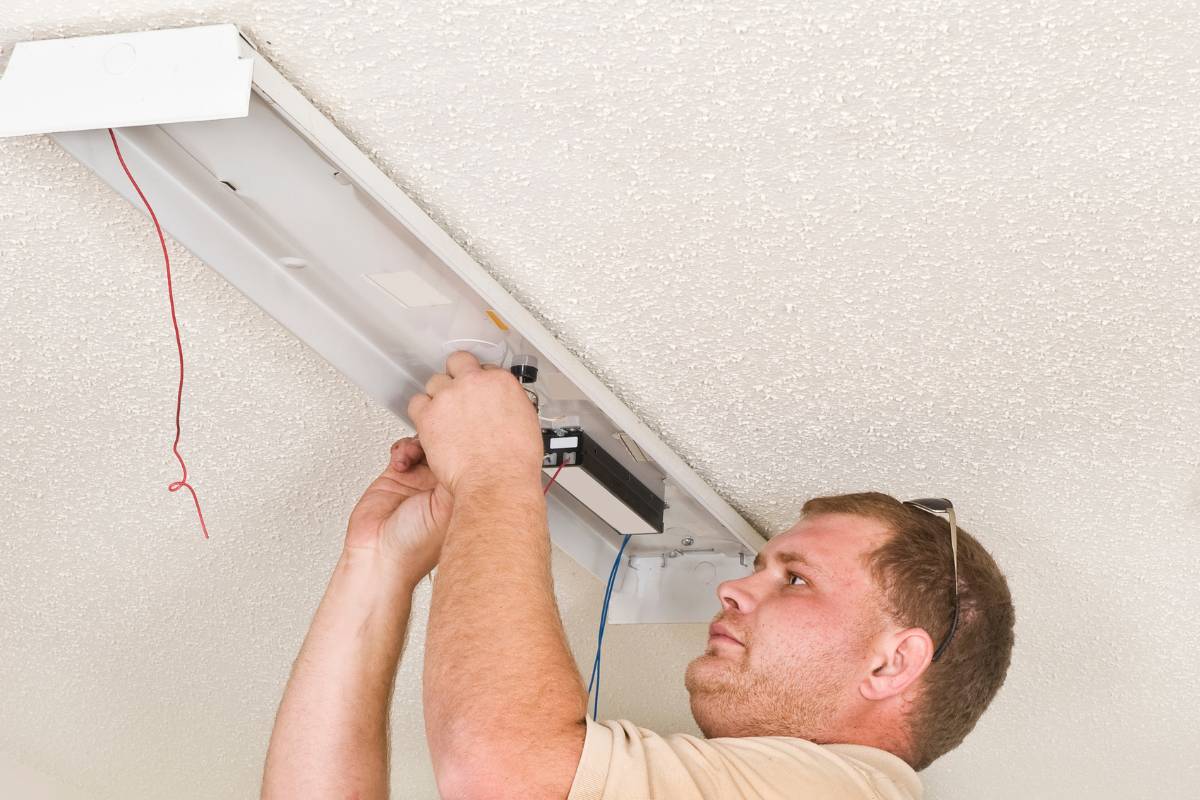 Why Are My Fluorescent Lights Dim? (+Fix) » Fix It Wired