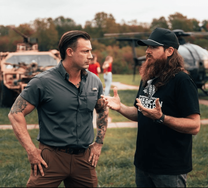 Johnny Joey Jones Bio Wife, Family, Marines, Injury, News fixthelife