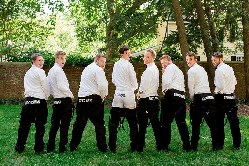 Dirty Wedding Photographers Elegant or Funny Wedding Photos?