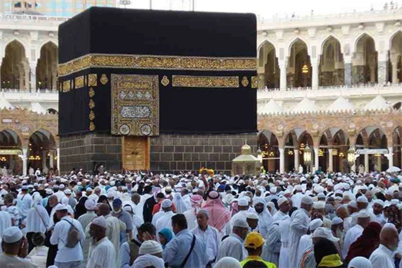 توابع وقف العمرة.. مصر تخسر مليار جنيه ومخاوف من تسريح 45