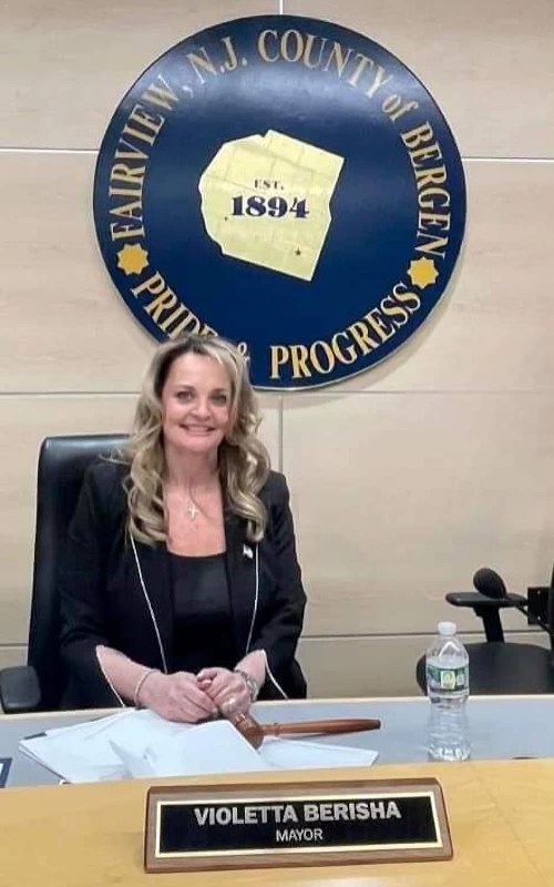 Nga dyerët e ferrit komunist në Shqipëri, që kaloi familja Berisha, sot