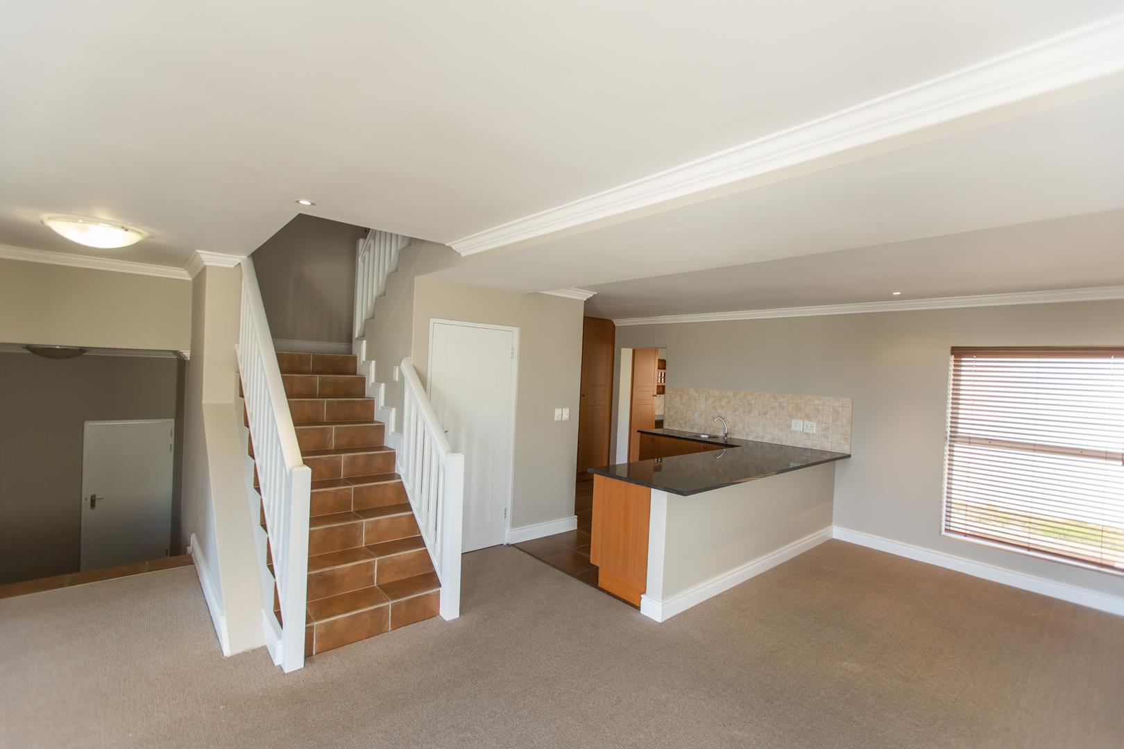 House for Sale in Pepperwood Country Estate, Somerset West 75413