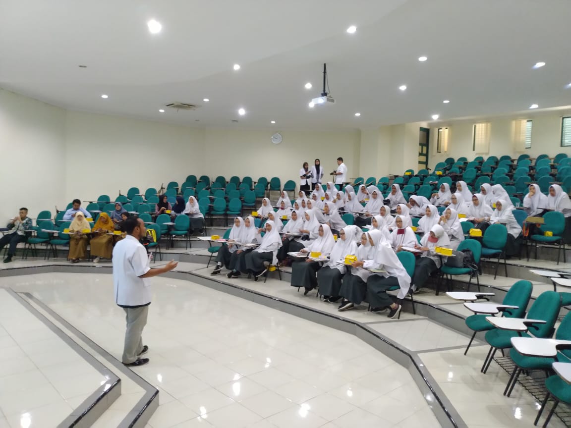 Upaya mengenal Ilmu Kedokteran, SMA IT Al Kahfi Bogor lakukan kunjungan ke FK UII Fakultas