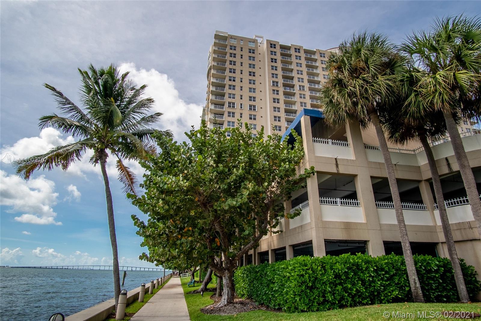 Apartments & Condos For Rent in Brickell Key Miami