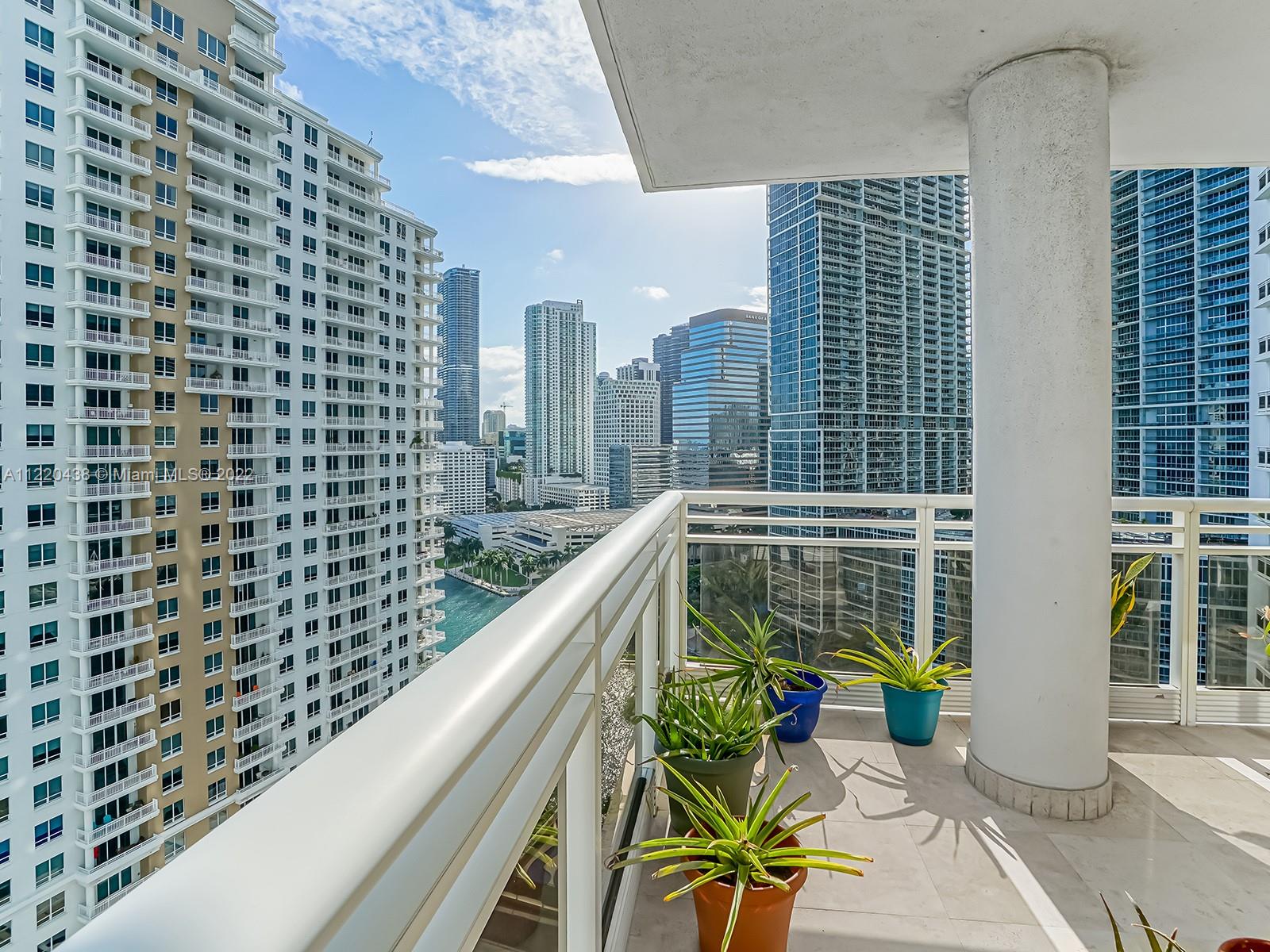 Apartments & Condos For Rent in Brickell Key Miami