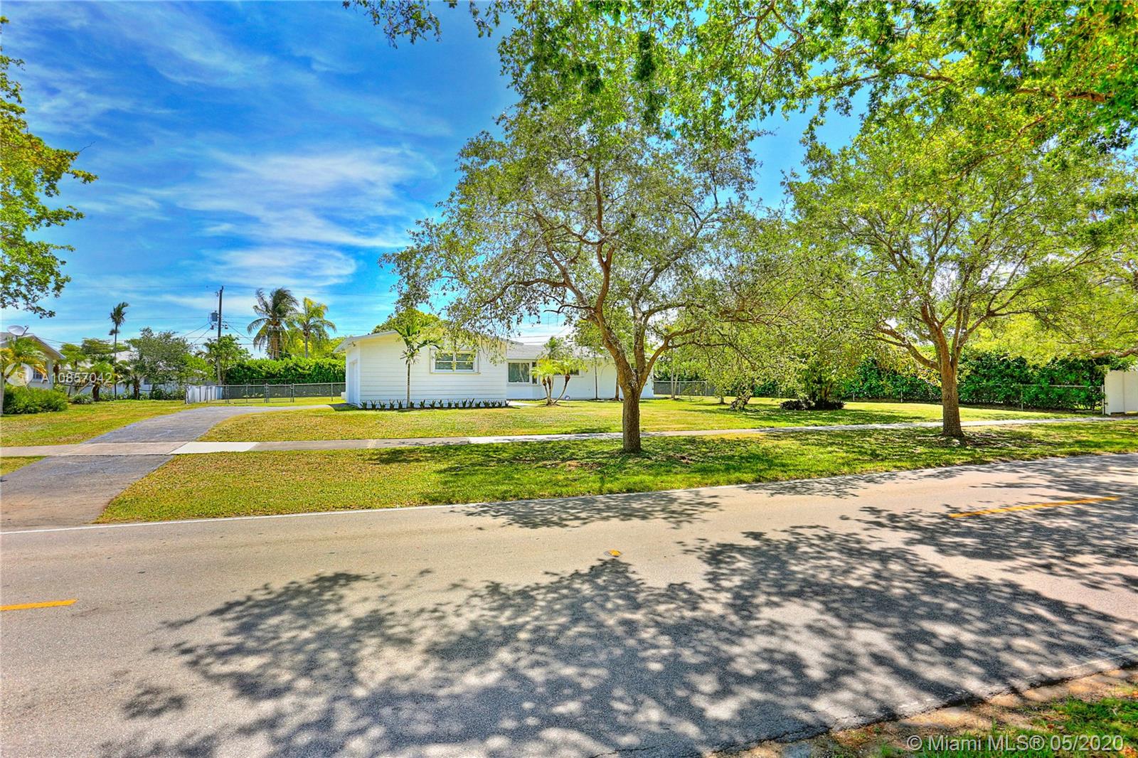 15025 SW 82nd Ave, Palmetto Bay MLS A10857042 Closed Sale