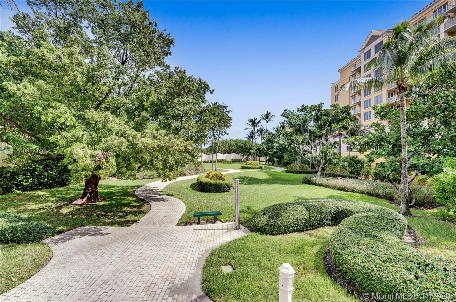 445 Grand Bay Dr 414, Key Biscayne MLS A10952144 Closed Sale