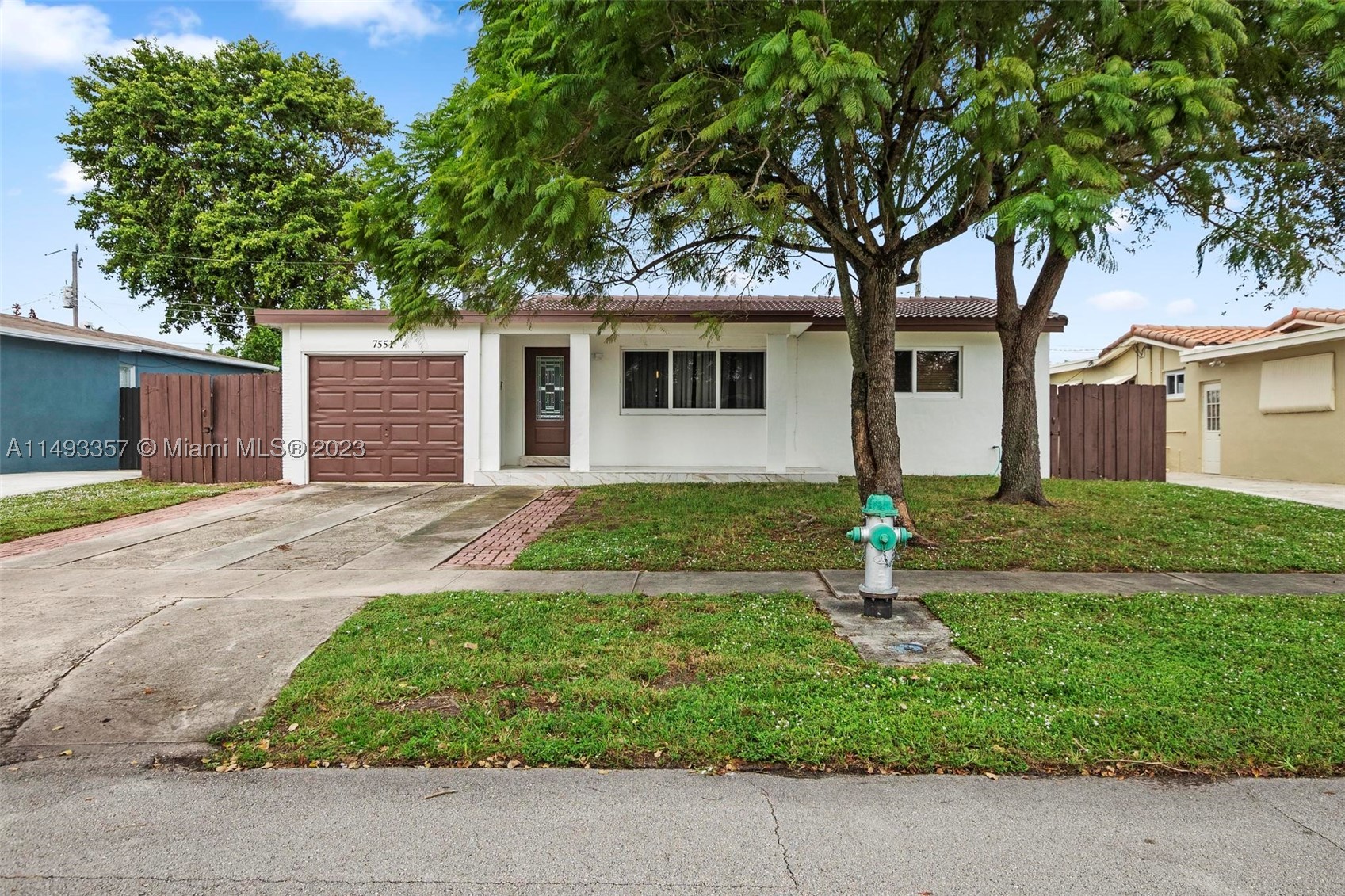 7551 Fillmore St, Hollywood MLS A11493357 For Sale
